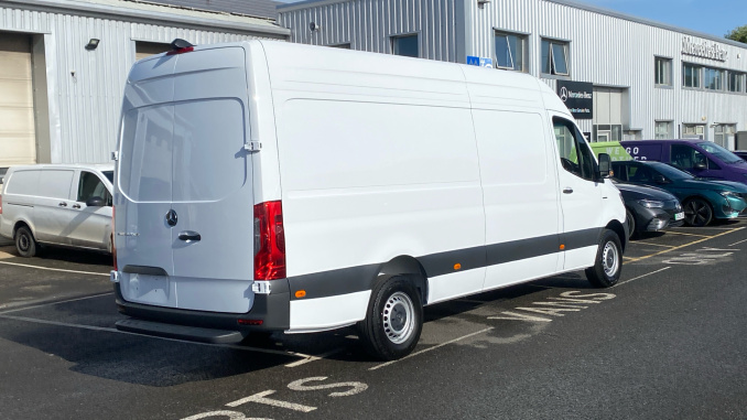 Mercedes-Benz Sprinter E314 L3 Electric Rwd 100kW 81kWh Pro Van Auto - Image 9